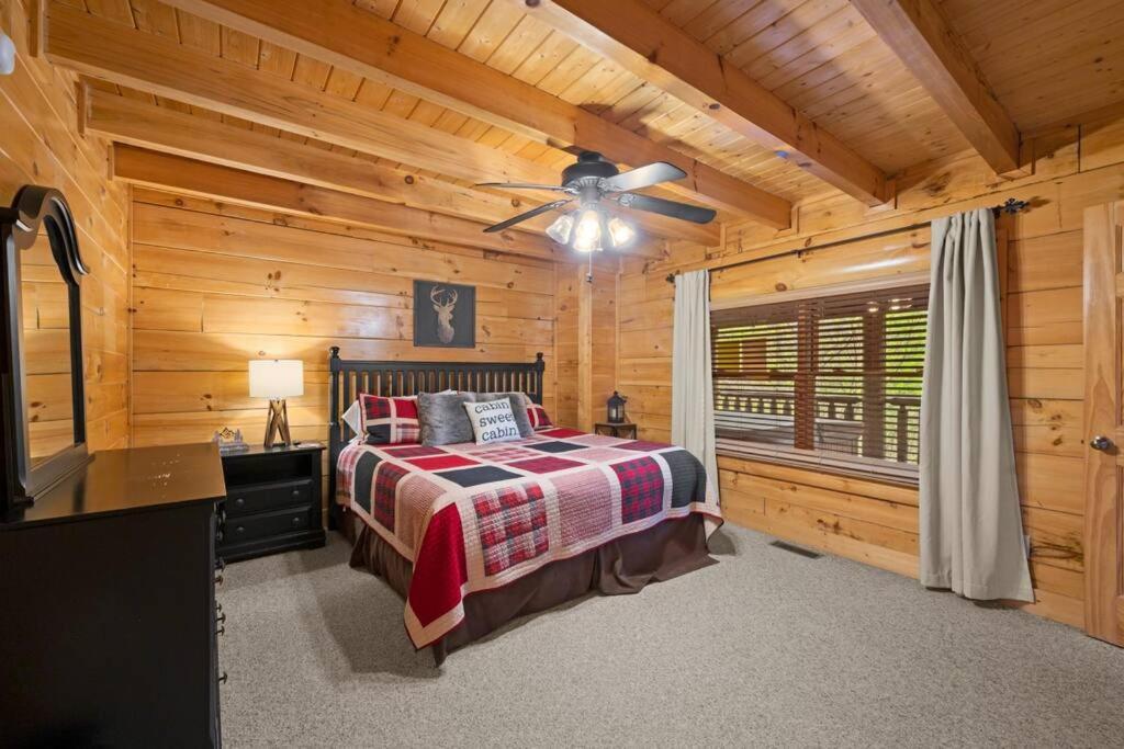 2-Bedroom Cabin With 2 Master Suites, Loft, Half-Bath And Hot Tub In A Serene Resort Setting Sevierville Esterno foto